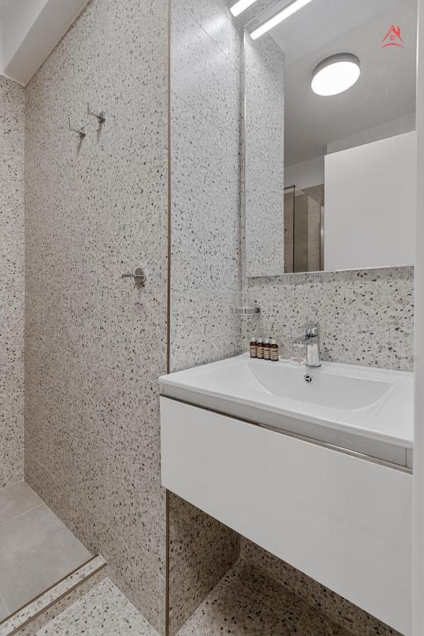 Apartament Opera Residence - Cismigiu, Eroilor, Free Private Parking 布加勒斯特 外观 照片