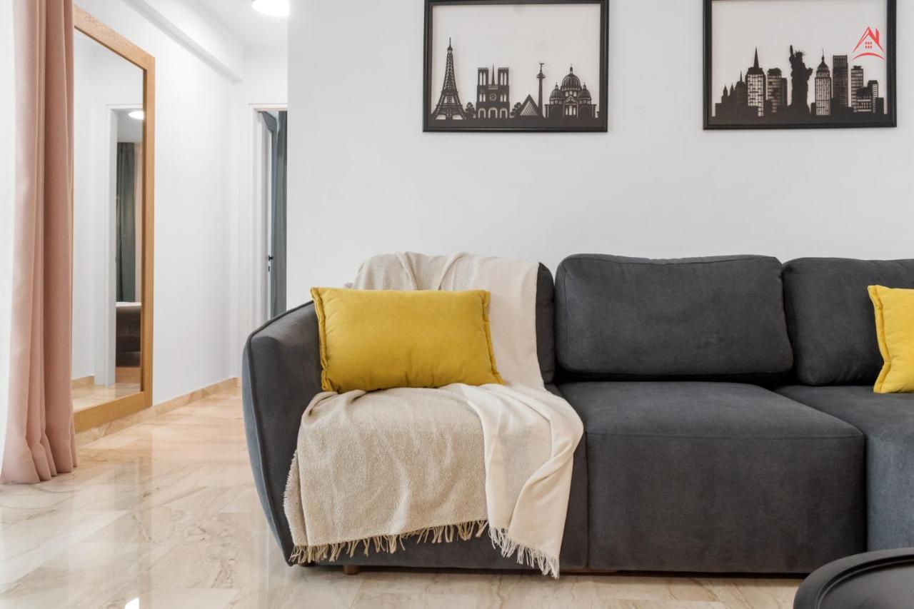 Apartament Opera Residence - Cismigiu, Eroilor, Free Private Parking 布加勒斯特 外观 照片